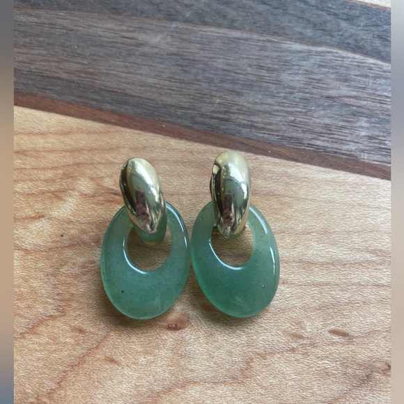 Vintage 90s Gold Tone and Jade Interchangeable Loop Earrings - Picture 4 of 4